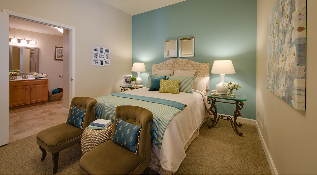 Large, cozy bedroom at Ashby Ponds.